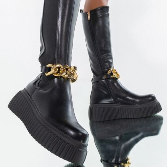 AZALEA WANG I AM JUST DIFFERENT  FLATFORM BOOT IN BLACK - Picture 1 of 7